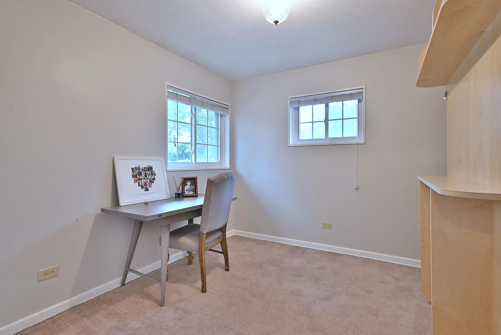 711 Cadillac Drive, Wheaton, IL 60187