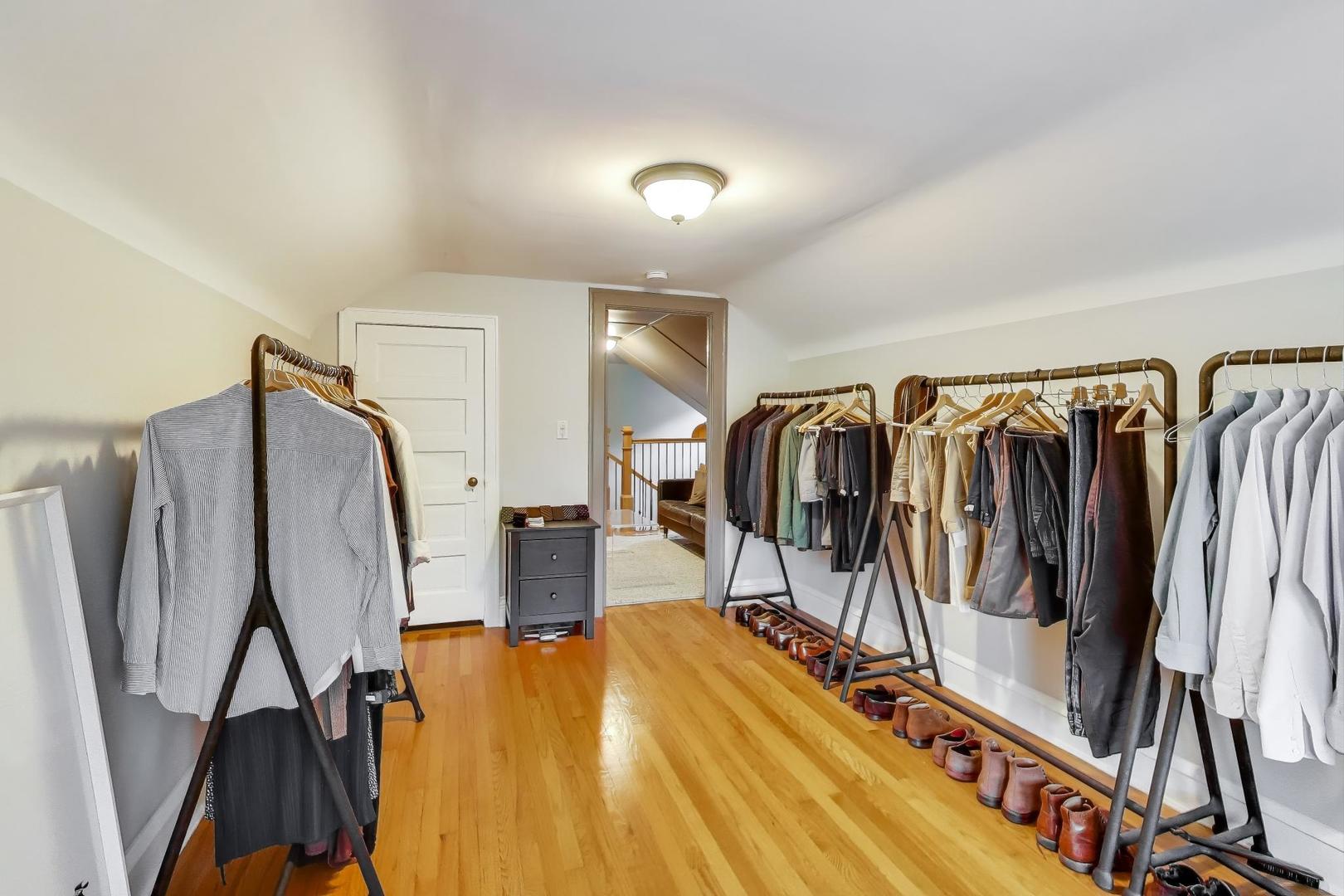 34 Le Moyne Parkway, Oak Park, IL 60302