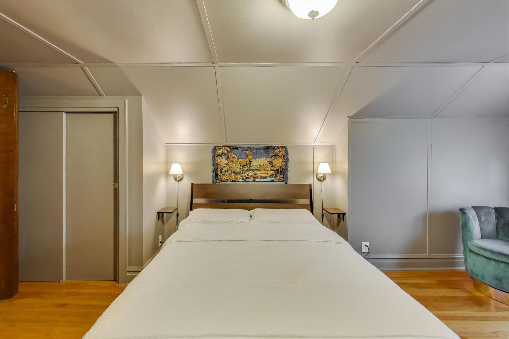 34 Le Moyne Parkway, Oak Park, IL 60302