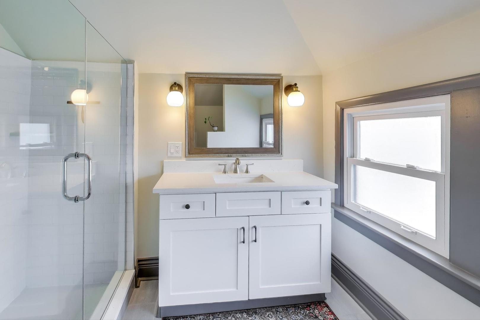 34 Le Moyne Parkway, Oak Park, IL 60302