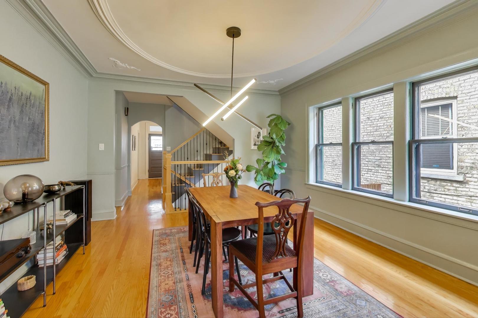 34 Le Moyne Parkway, Oak Park, IL 60302