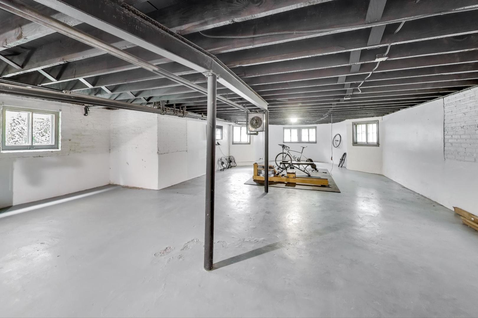 34 Le Moyne Parkway, Oak Park, IL 60302