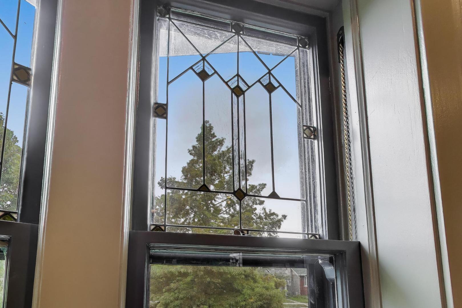 34 Le Moyne Parkway, Oak Park, IL 60302