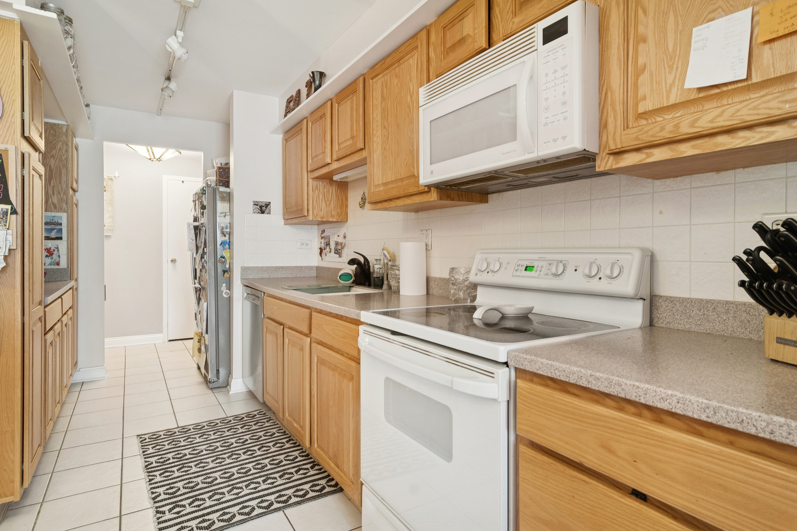 1415 E Central Road #422C, Arlington Heights, IL 60005