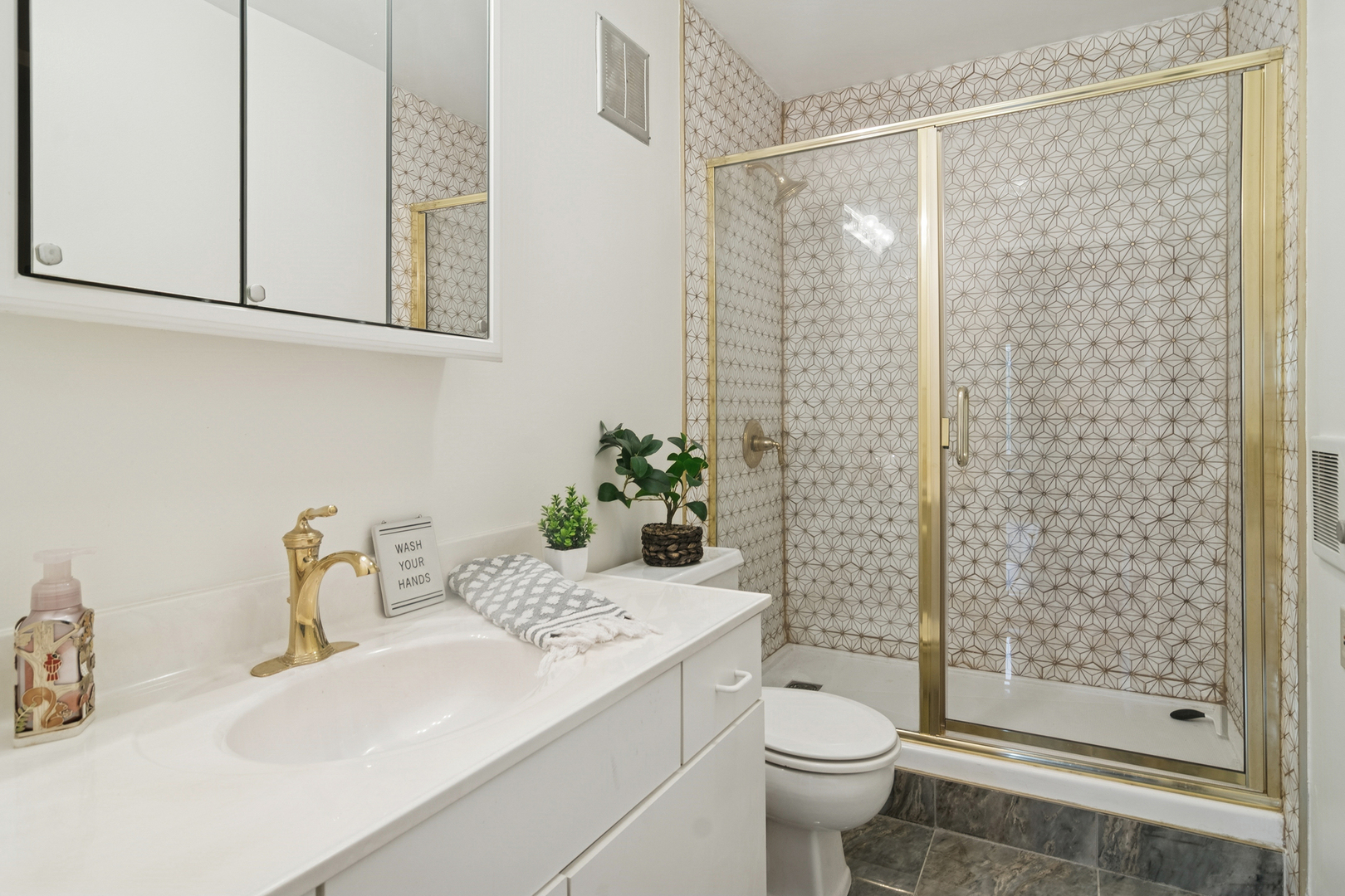 1415 E Central Road #422C, Arlington Heights, IL 60005