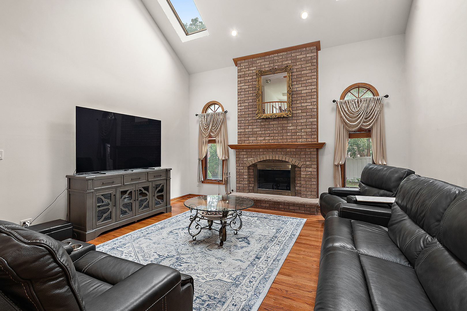 8036 Blarney Road, Tinley Park, IL 60477