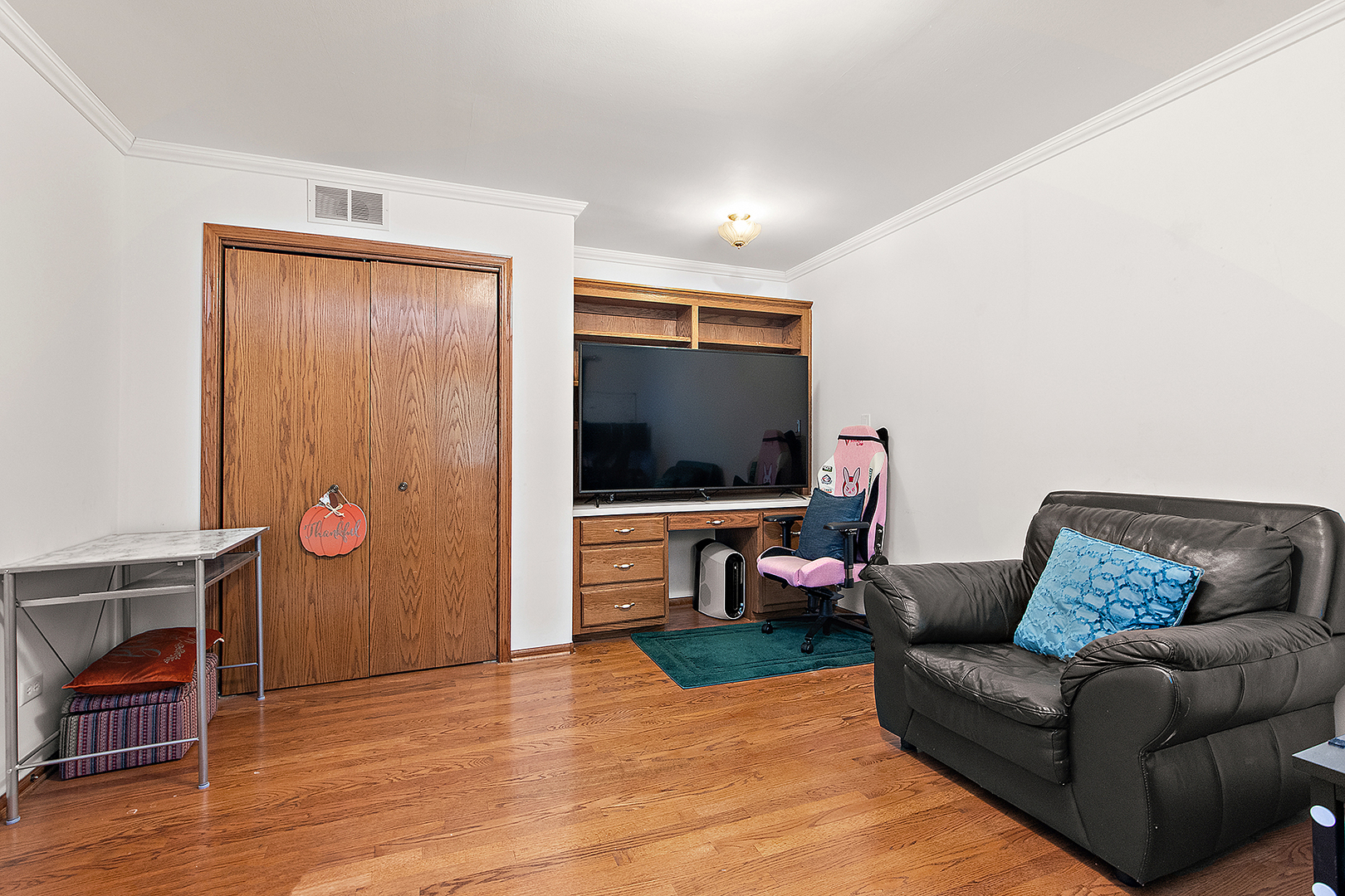 8036 Blarney Road, Tinley Park, IL 60477