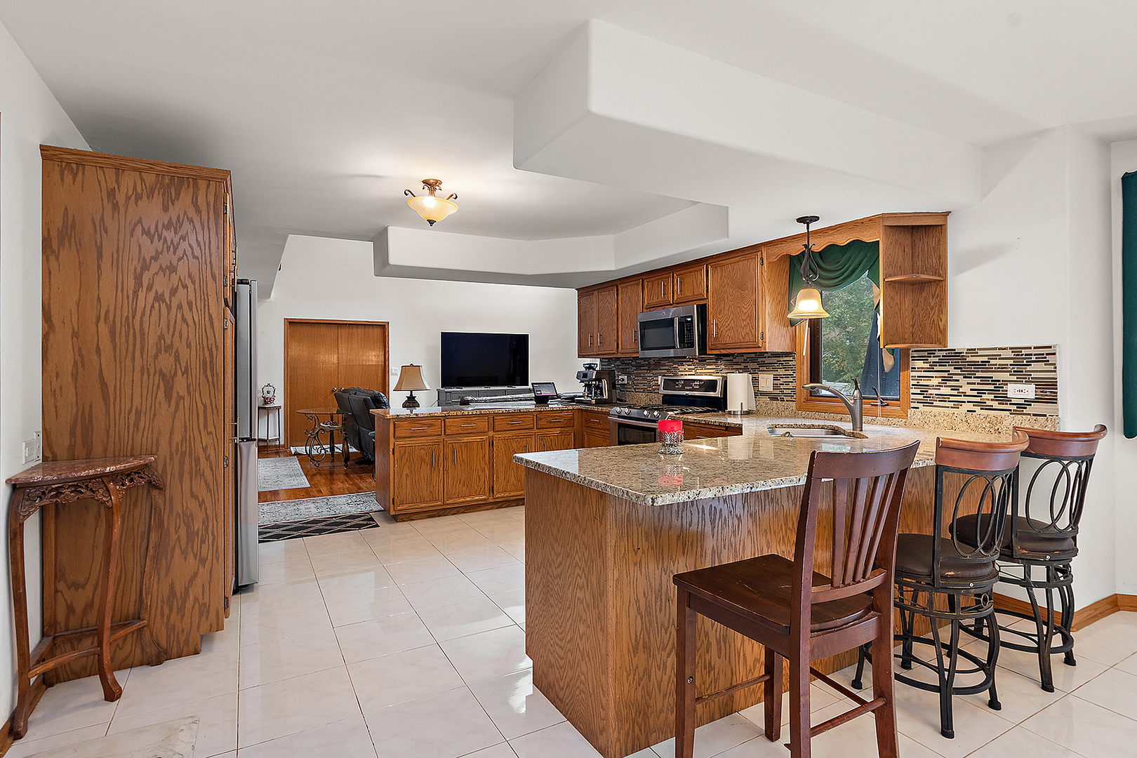 8036 Blarney Road, Tinley Park, IL 60477
