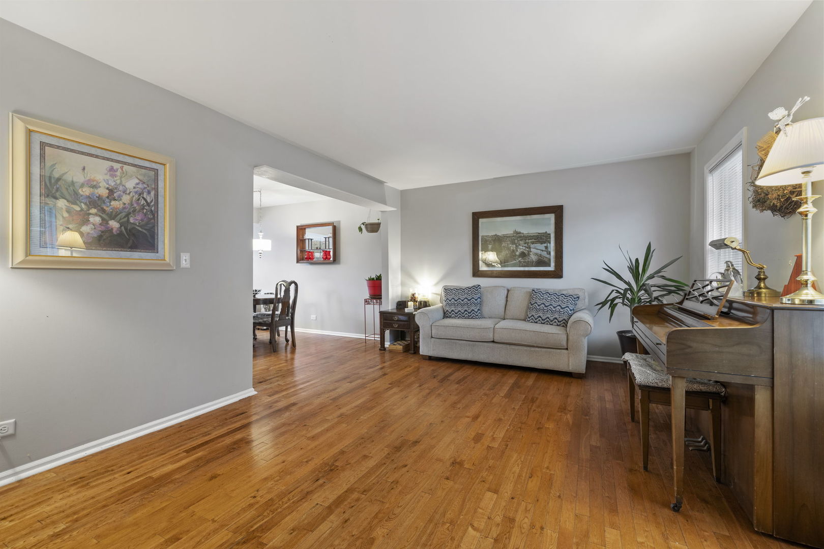 308 Foxworth Court, Aurora, IL 60502