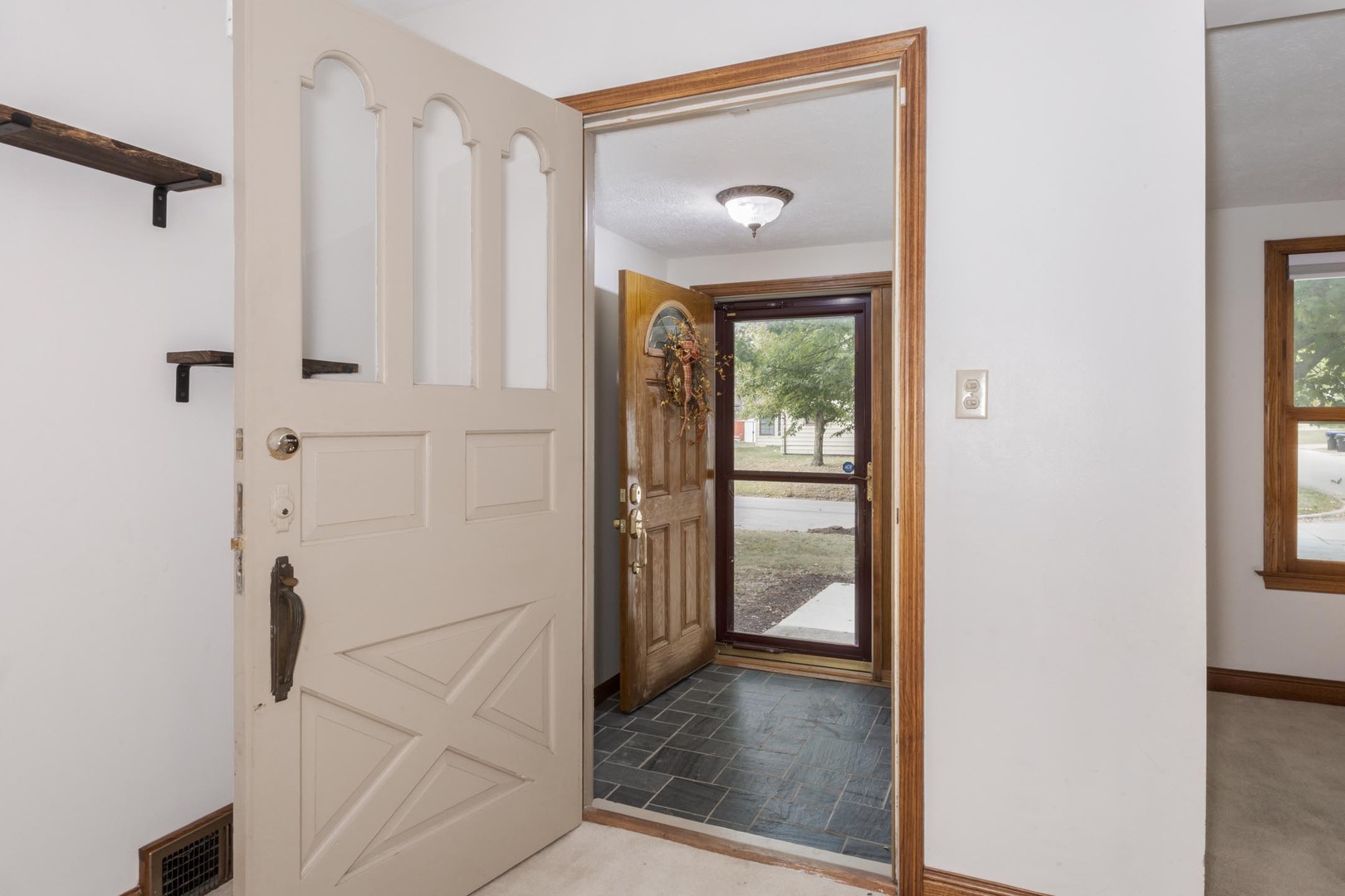 1114 Beechwood Avenue, Bloomington, IL 61701