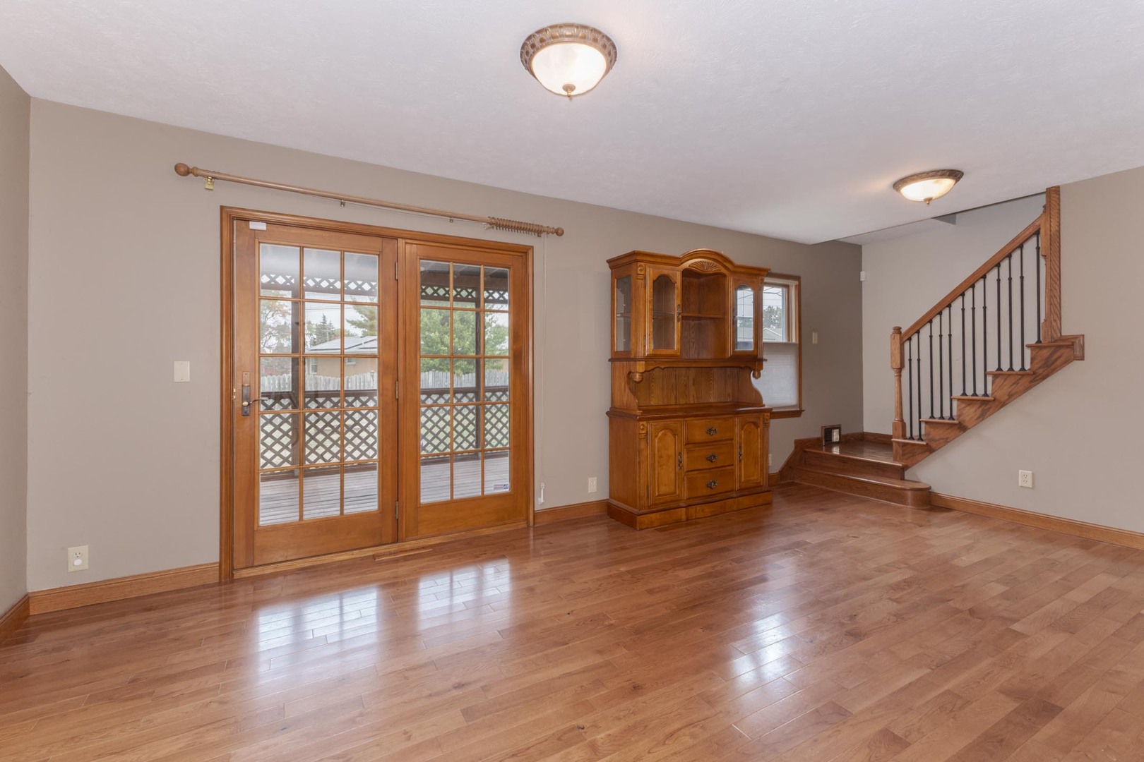 1114 Beechwood Avenue, Bloomington, IL 61701