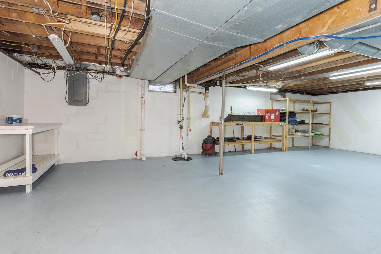 1114 Beechwood Avenue, Bloomington, IL 61701