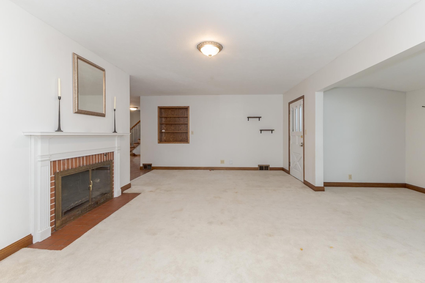 1114 Beechwood Avenue, Bloomington, IL 61701