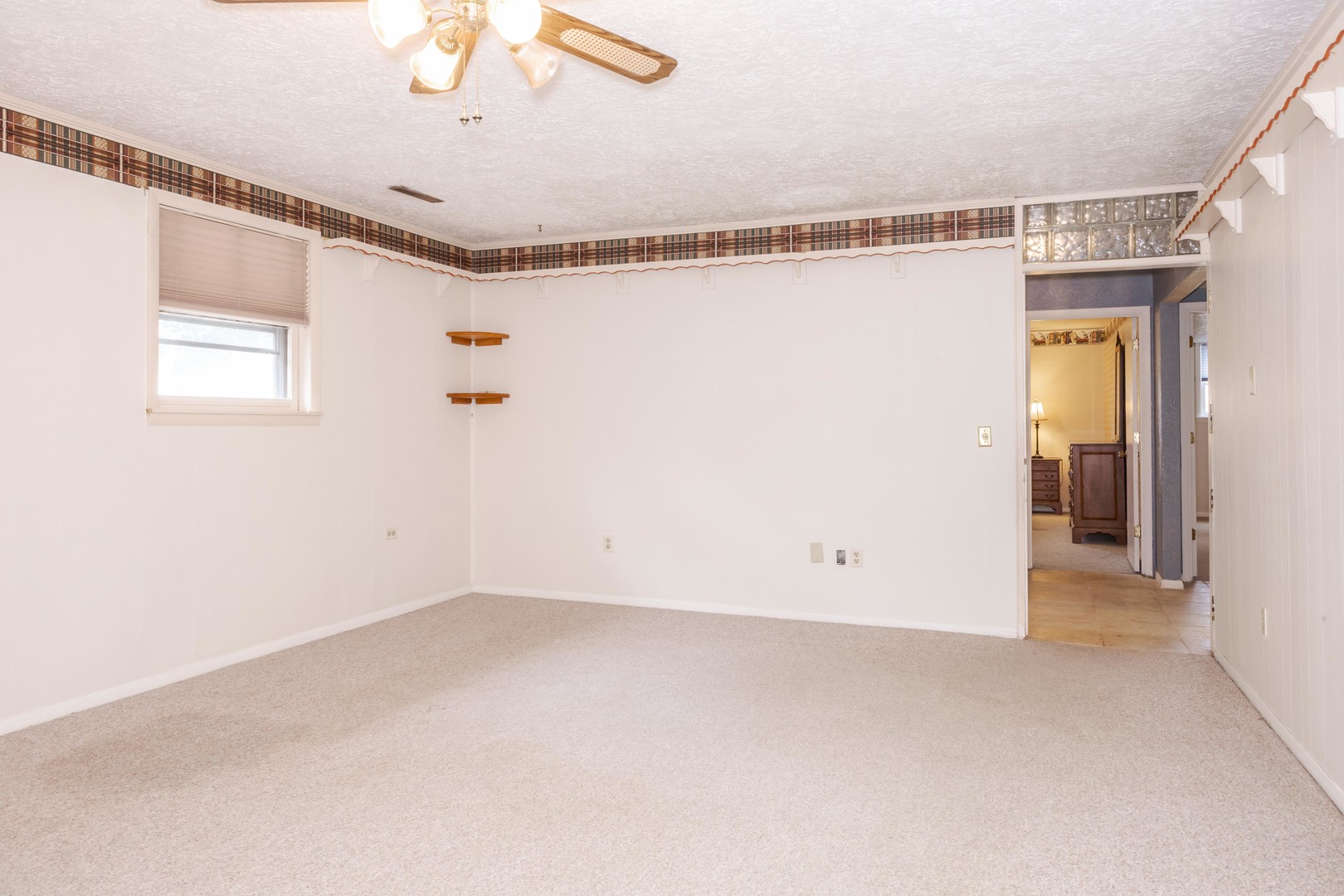 1909 Marzel Drive, Bloomington, IL 61701