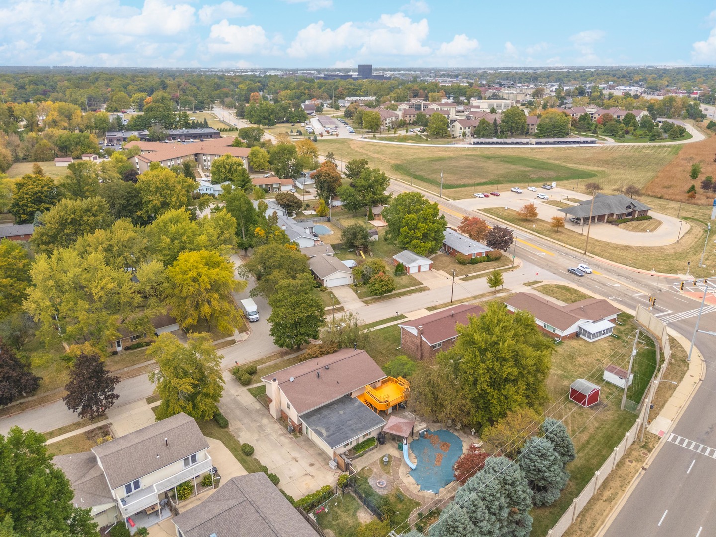 1909 Marzel Drive, Bloomington, IL 61701