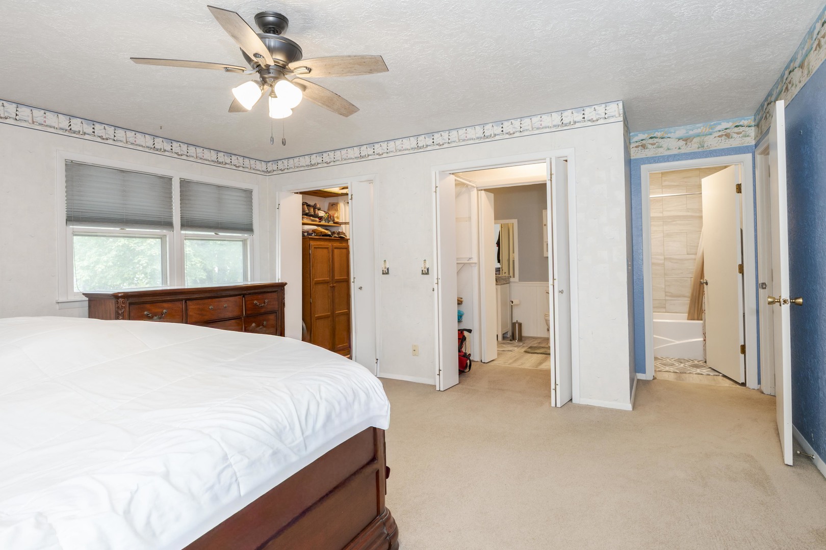 1909 Marzel Drive, Bloomington, IL 61701