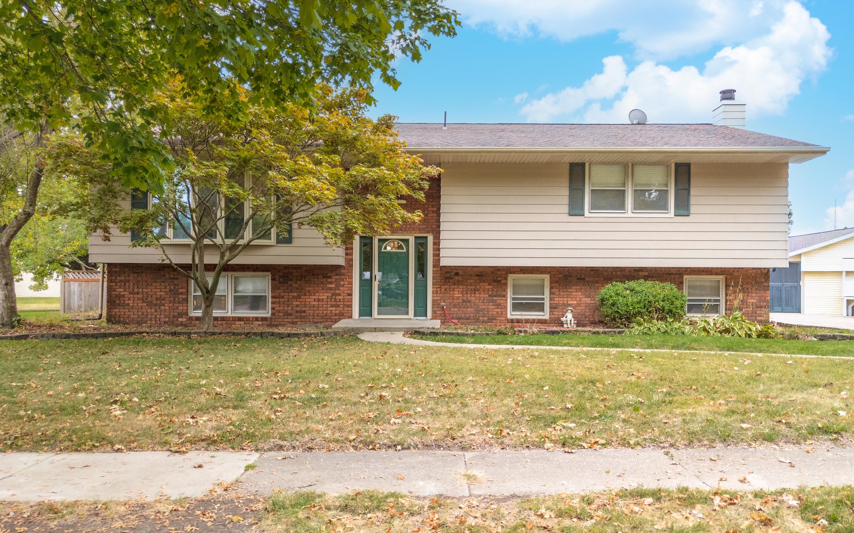 1909 Marzel Drive, Bloomington, IL 61701