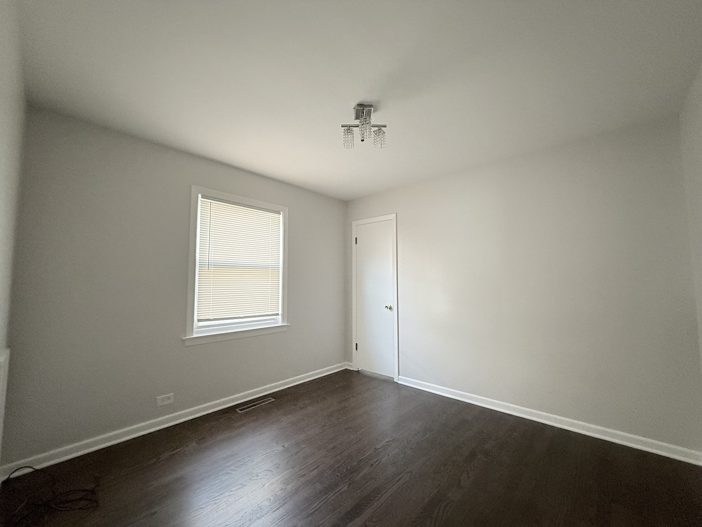 5850 S Neva Avenue, Chicago, IL 60638