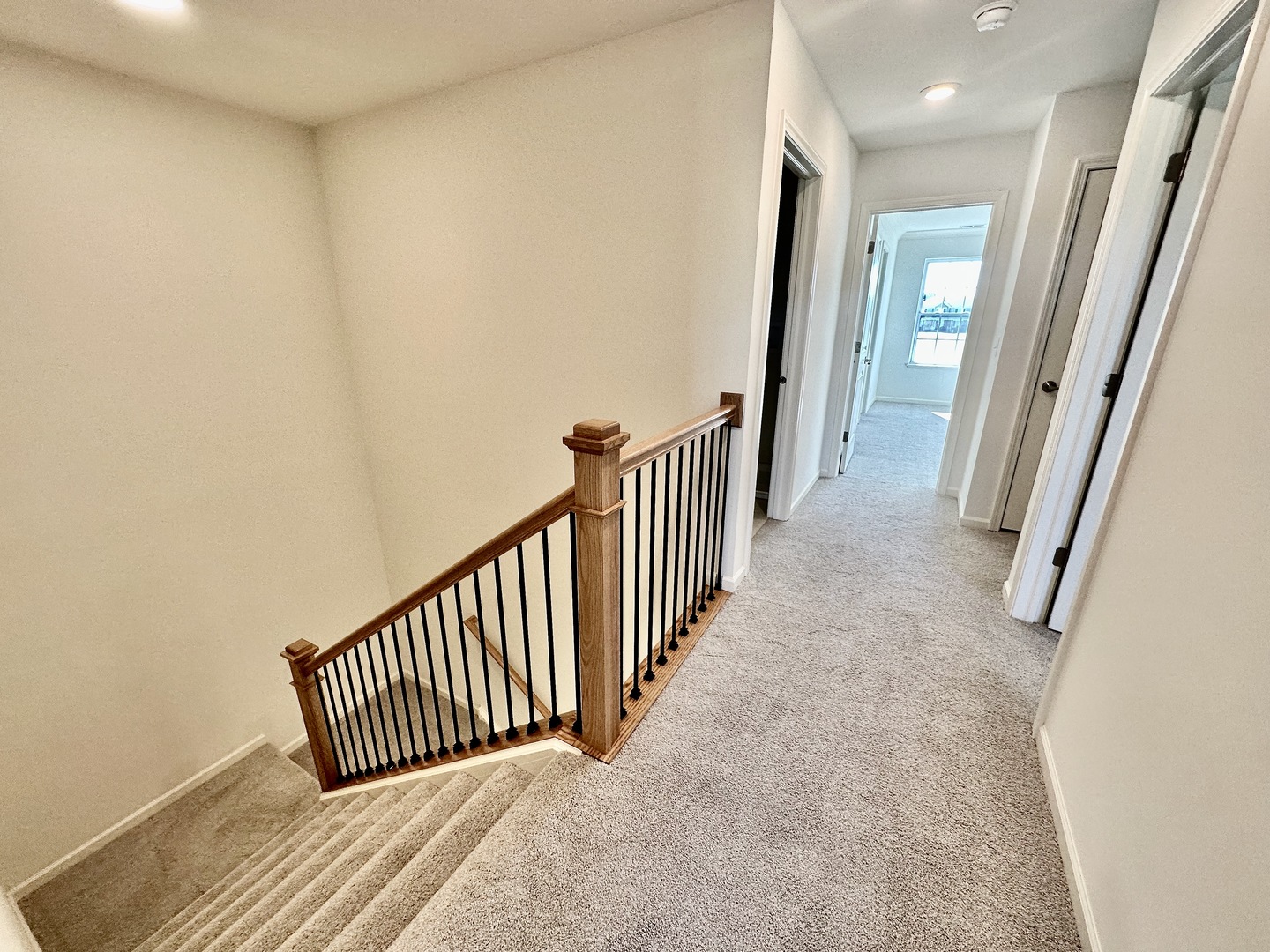 1320 Draper Road, McHenry, IL 60050