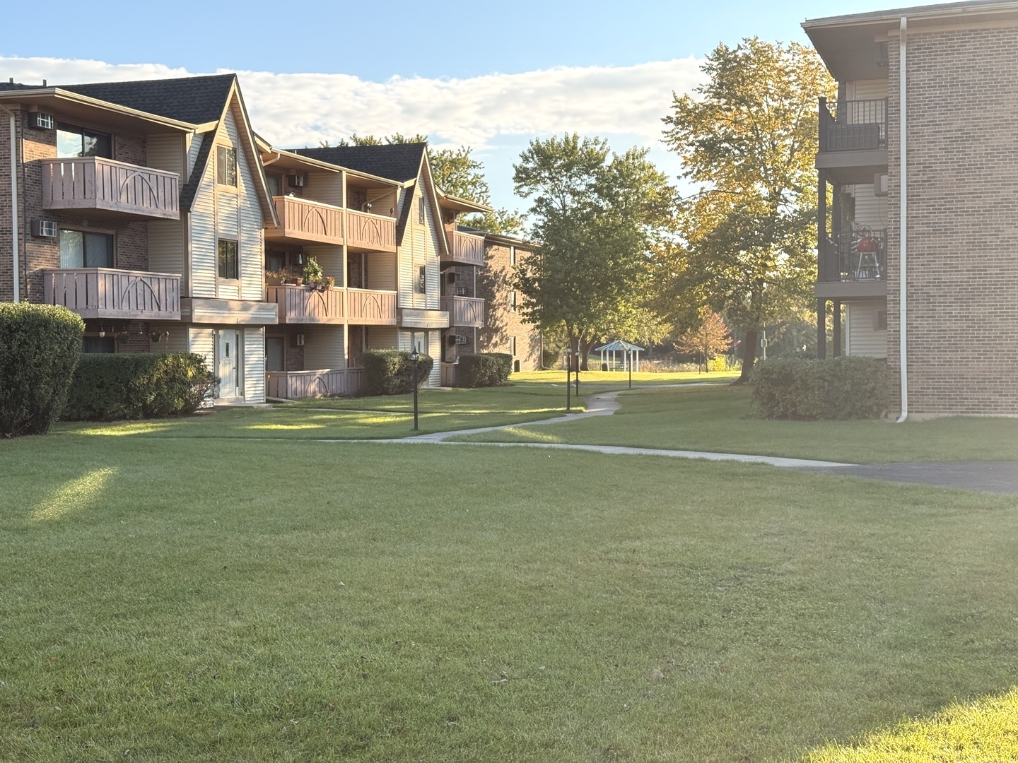 11 Echo Court #12, Vernon Hills, IL 60061