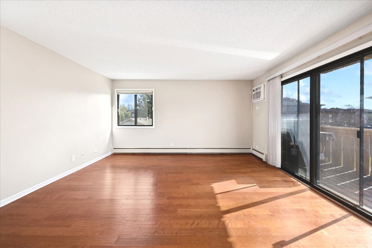 11 Echo Court #12, Vernon Hills, IL 60061