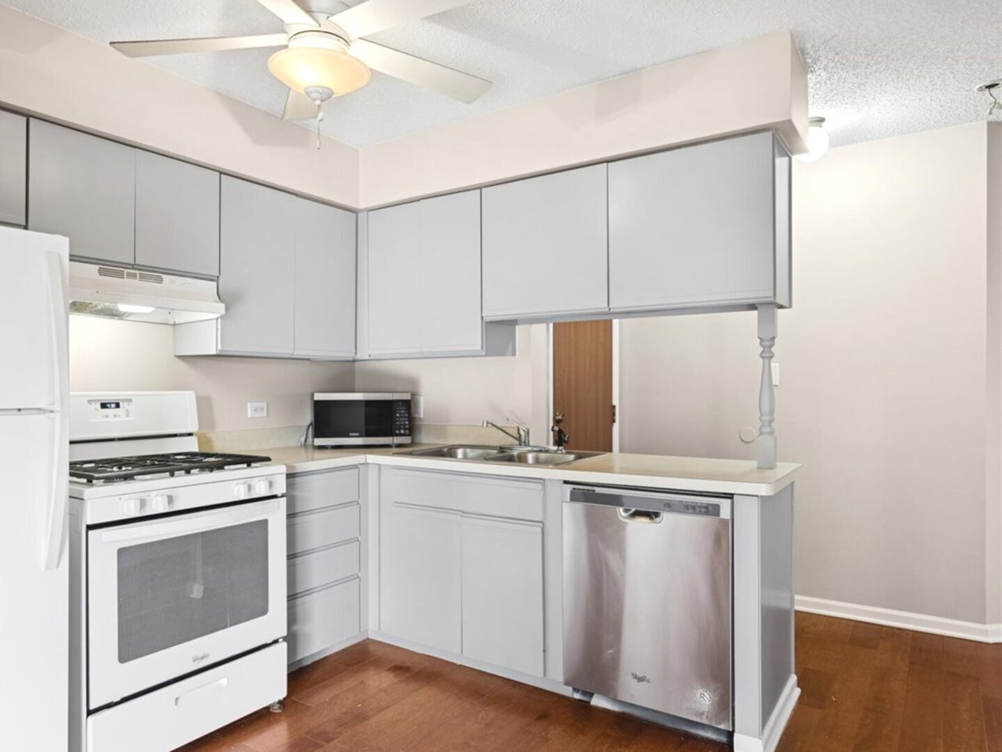 11 Echo Court #12, Vernon Hills, IL 60061