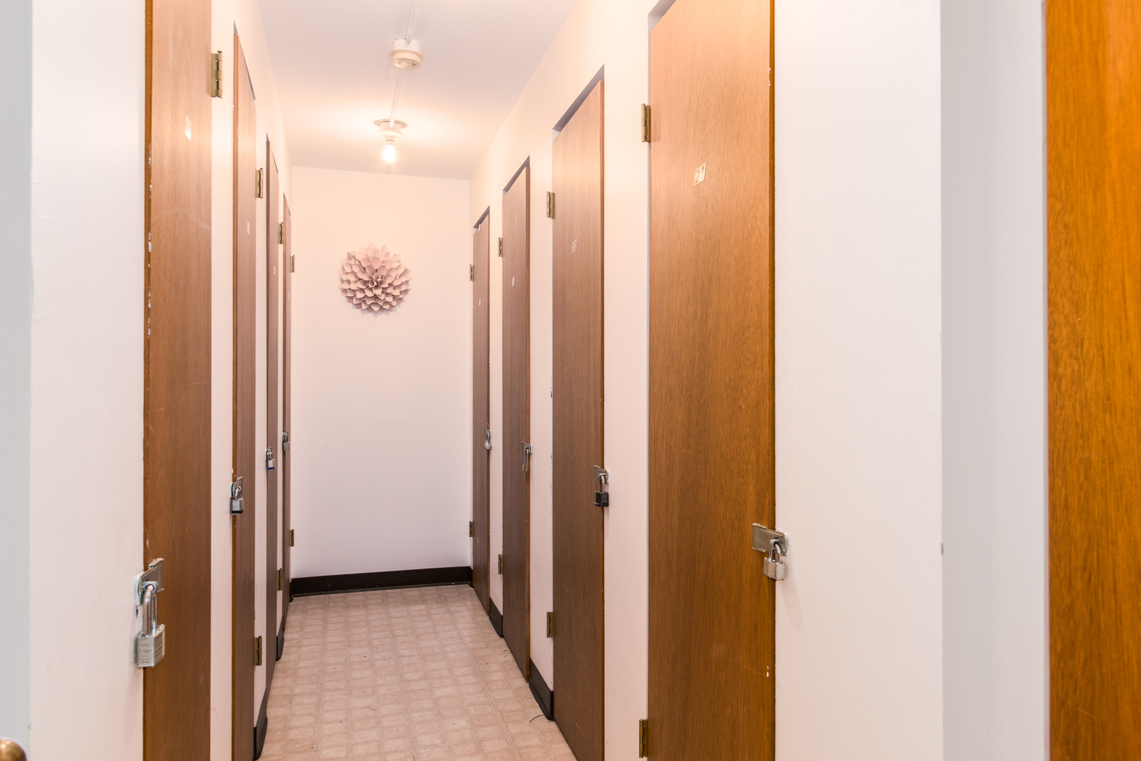 6430 W Belle Plaine Avenue #307, Chicago, IL 60634