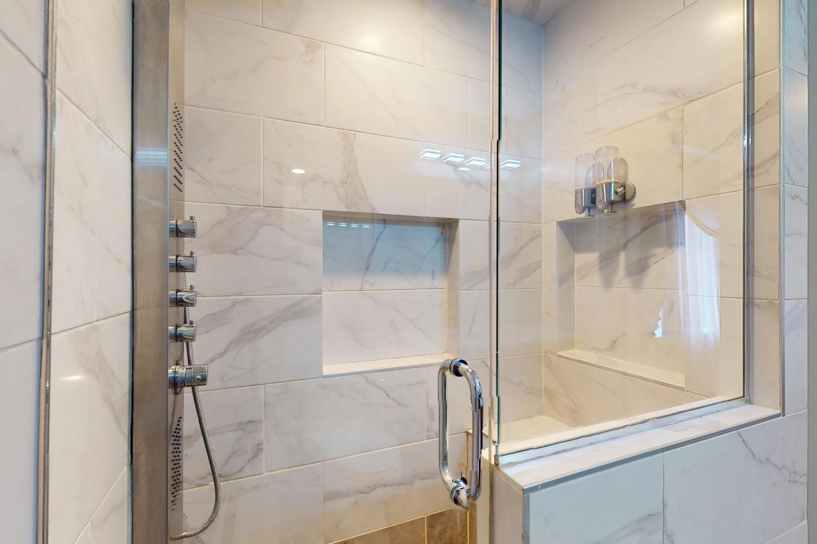 333 Redwing Drive, Deerfield, IL 60015