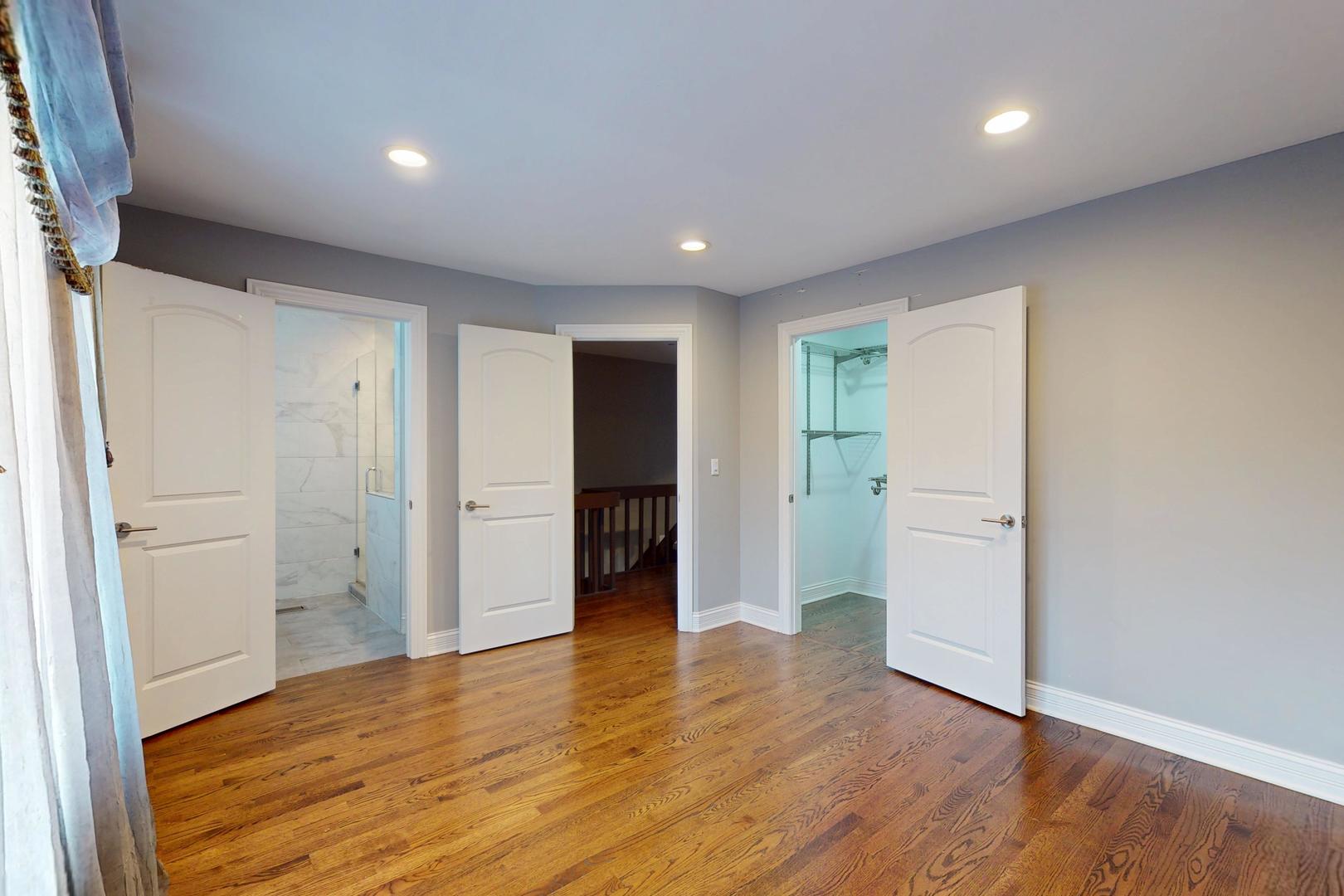 333 Redwing Drive, Deerfield, IL 60015