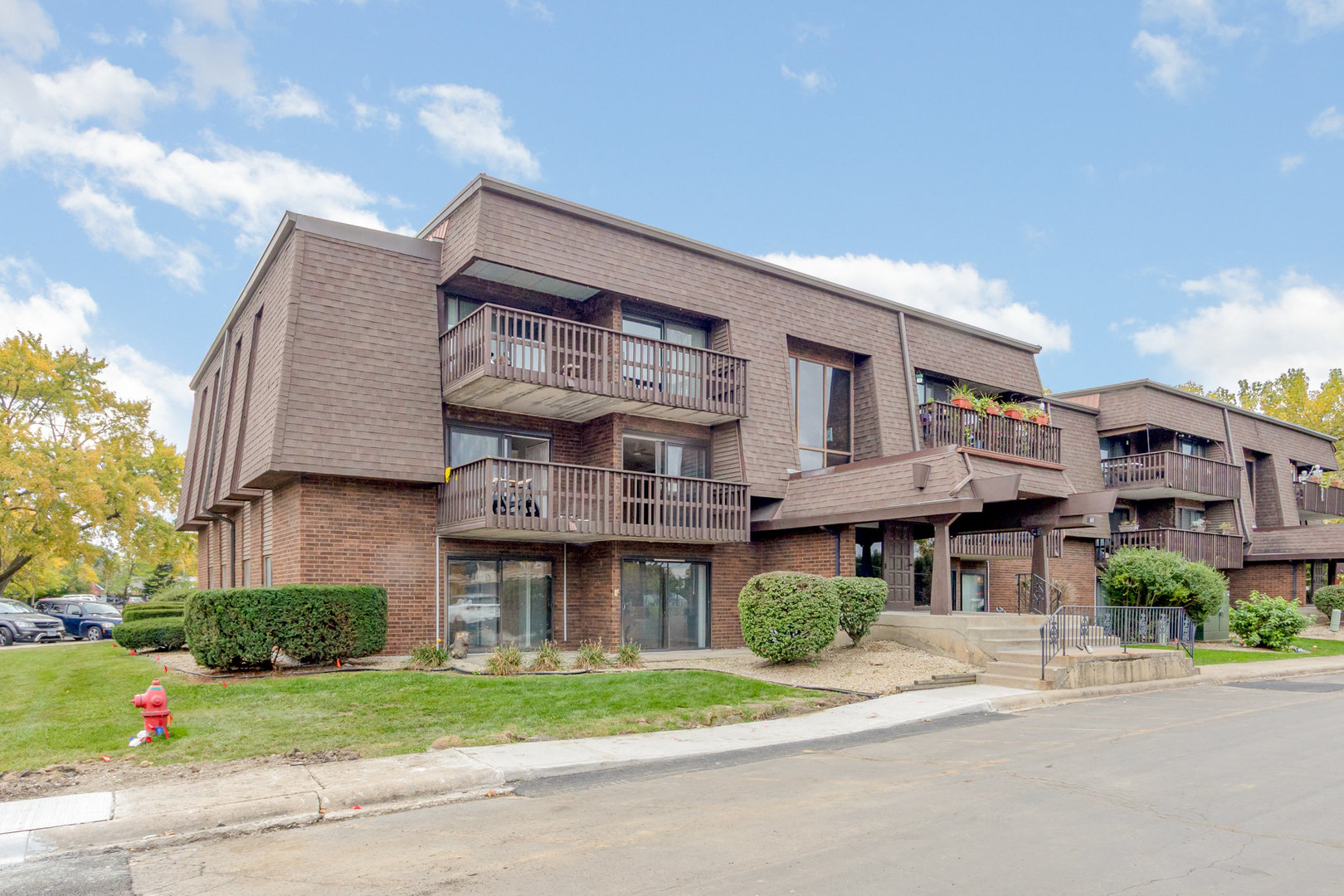 1615 Richmond Circle #101, Joliet, IL 60435
