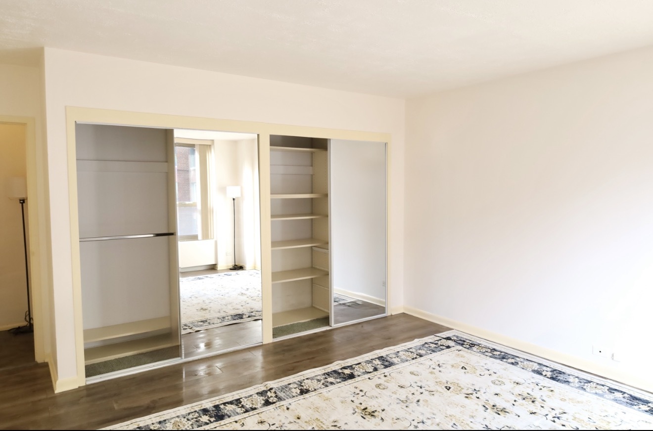 1550 N Lake Shore Drive #9F, Chicago, IL 60610