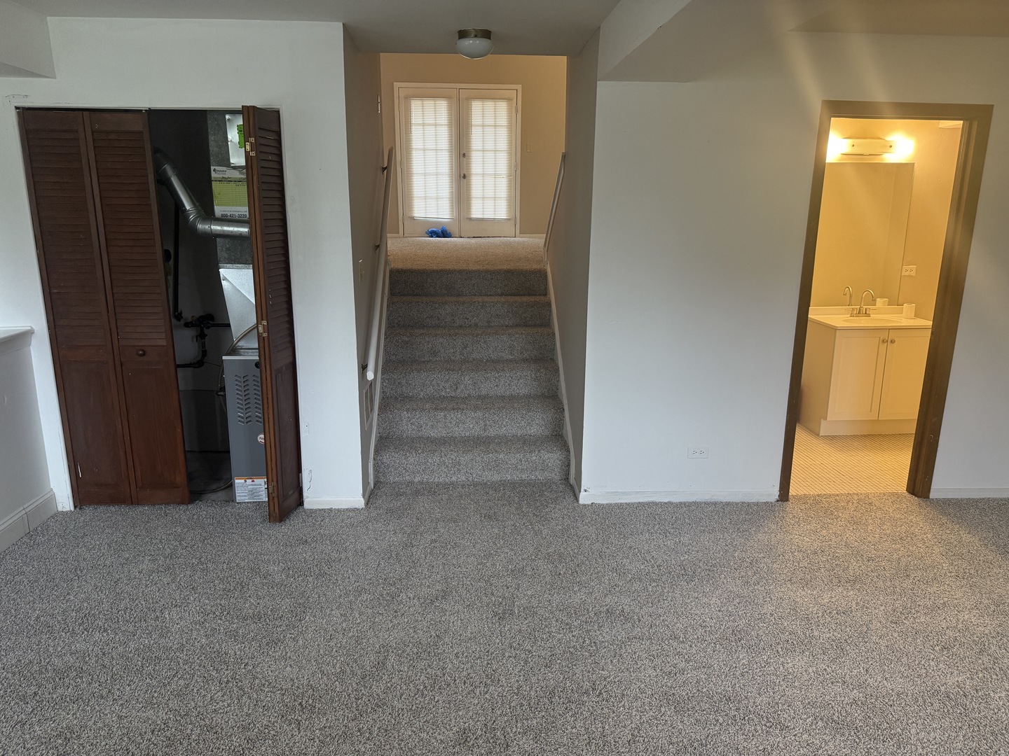1642 Country Lakes Drive #A, Naperville, IL 60563
