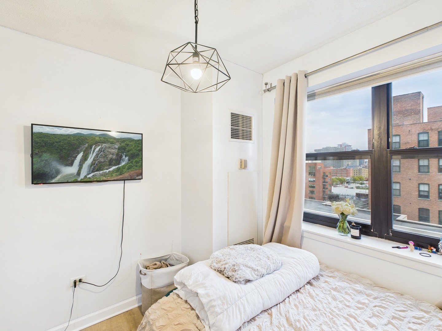 1529 S State Street #8B, Chicago, IL 60605