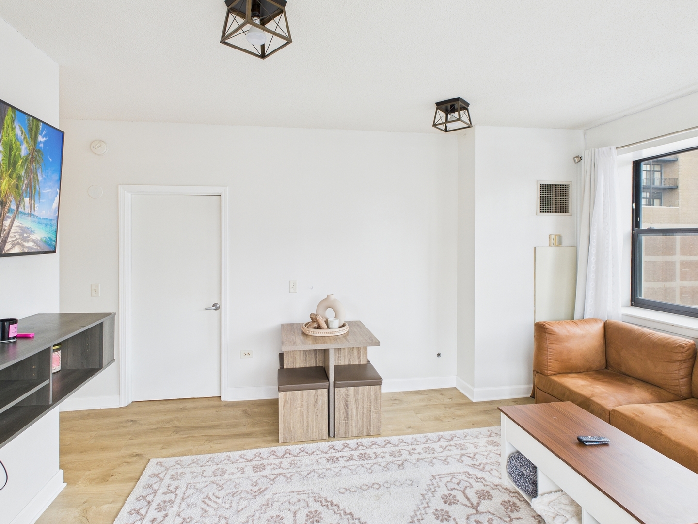 1529 S State Street #8B, Chicago, IL 60605