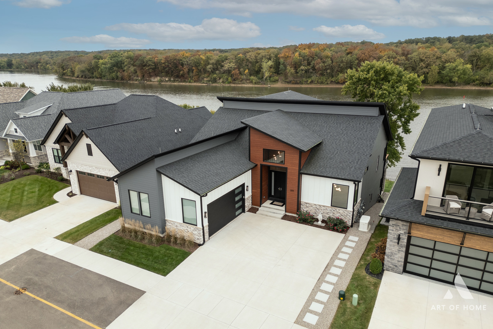 309 Leeward Way, Ottawa, IL 61350