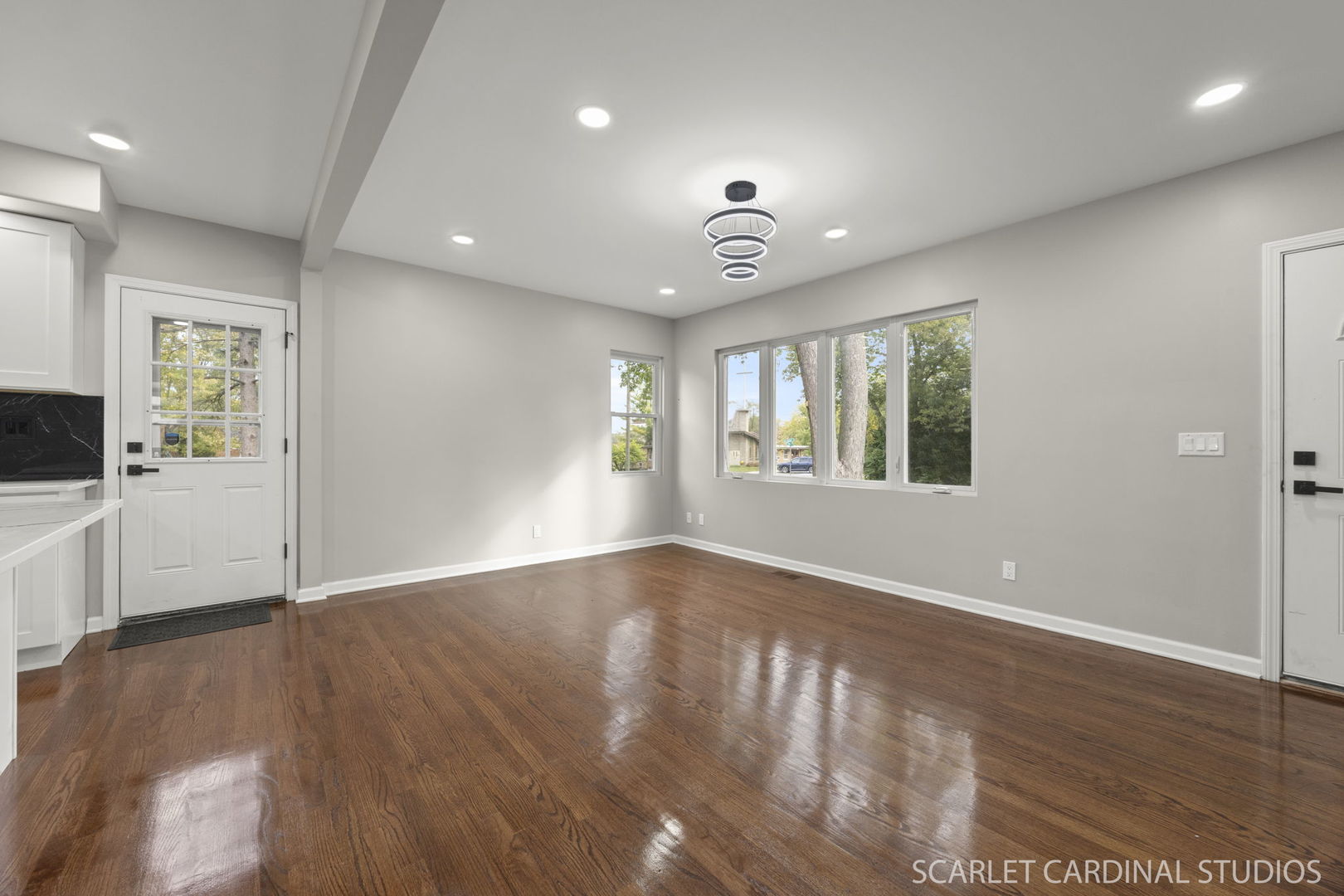 1302 S Luther Avenue, Lombard, IL 60148