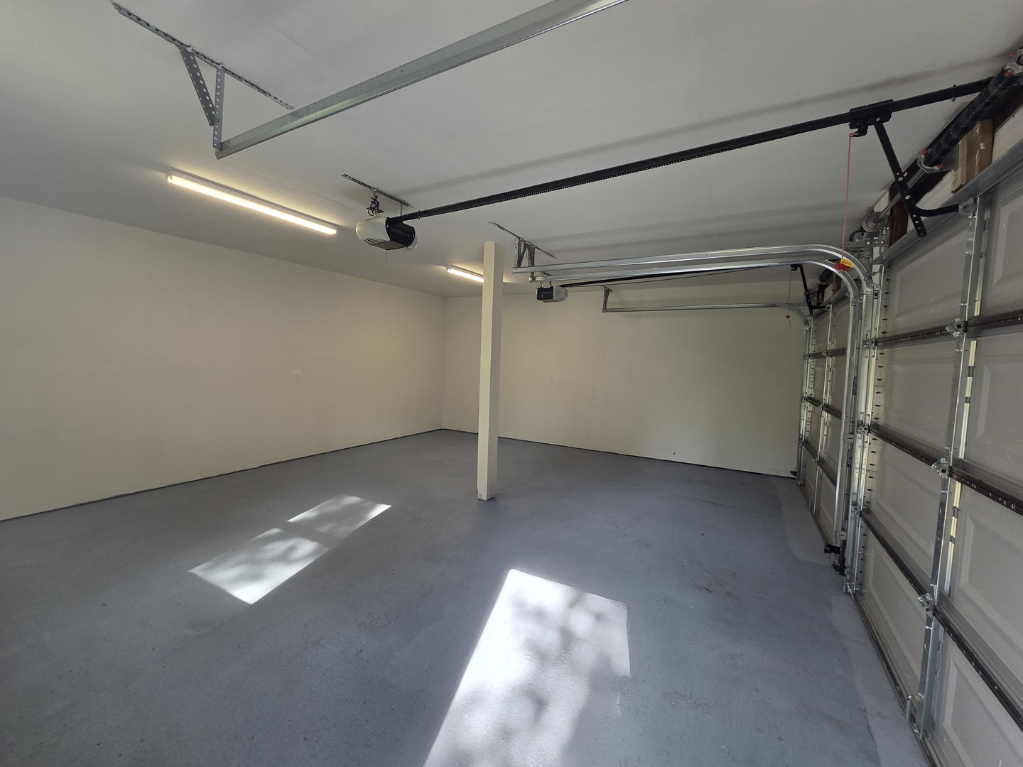 1302 S Luther Avenue, Lombard, IL 60148