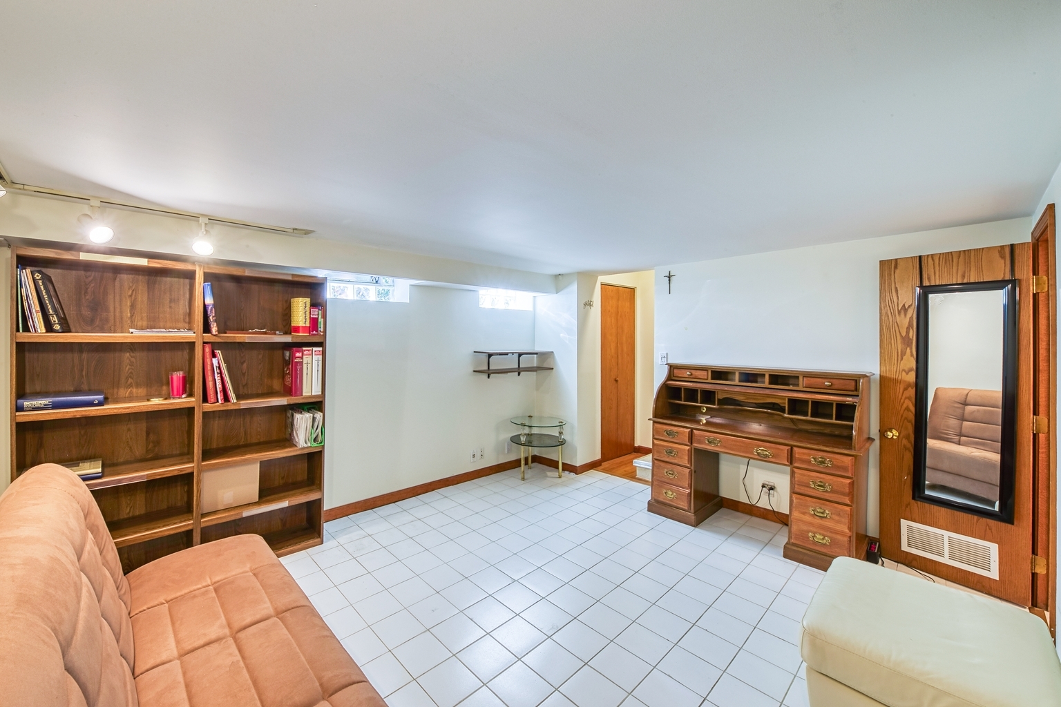 7226 W Summerdale Avenue, Chicago, IL 60656