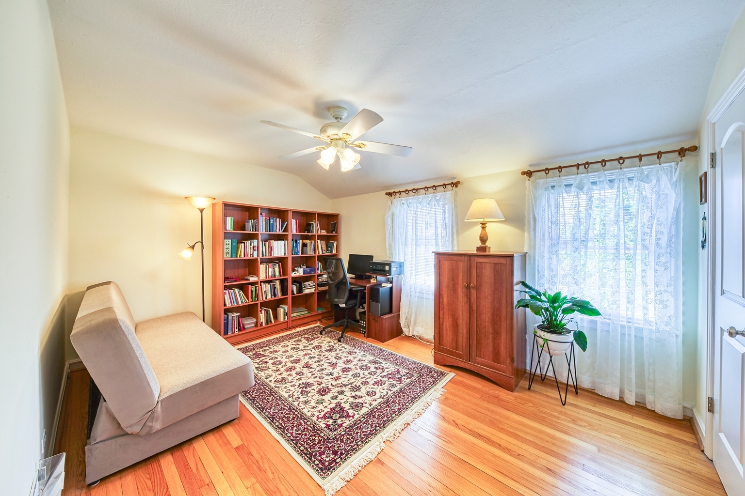 7226 W Summerdale Avenue, Chicago, IL 60656