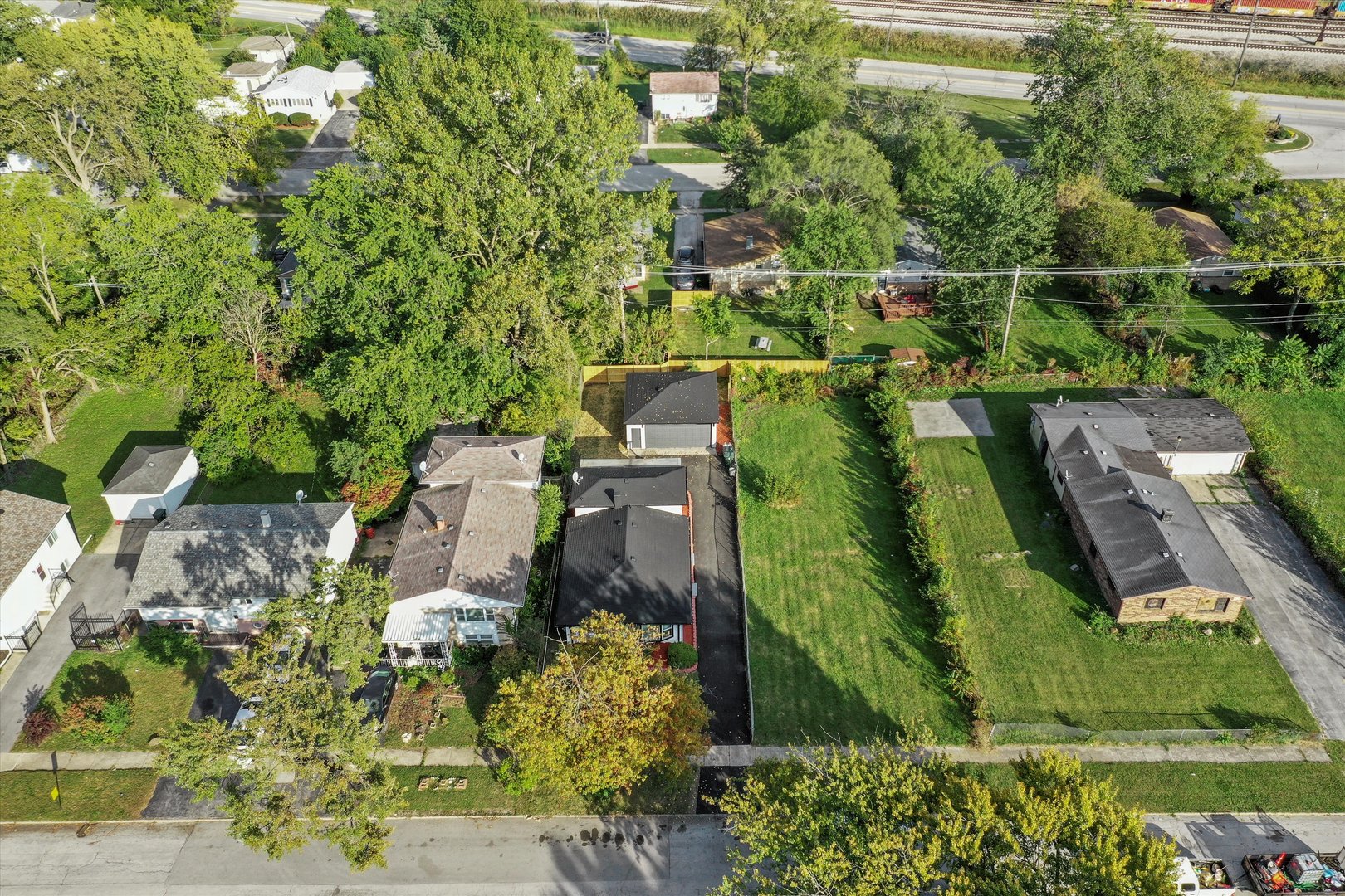 16619 Marshfield Avenue, Markham, IL 60428