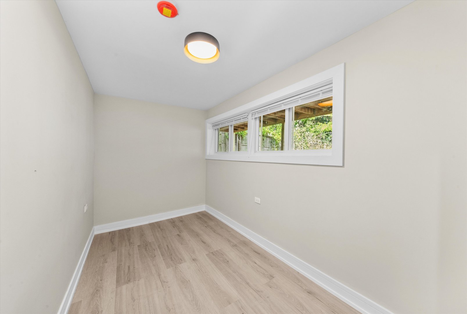 16619 Marshfield Avenue, Markham, IL 60428