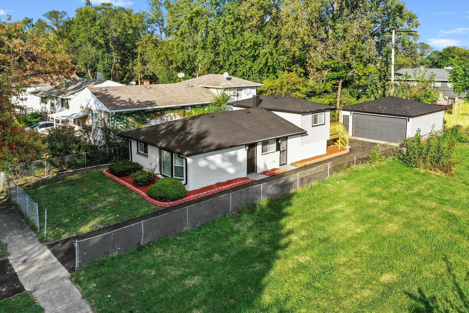 16619 Marshfield Avenue, Markham, IL 60428