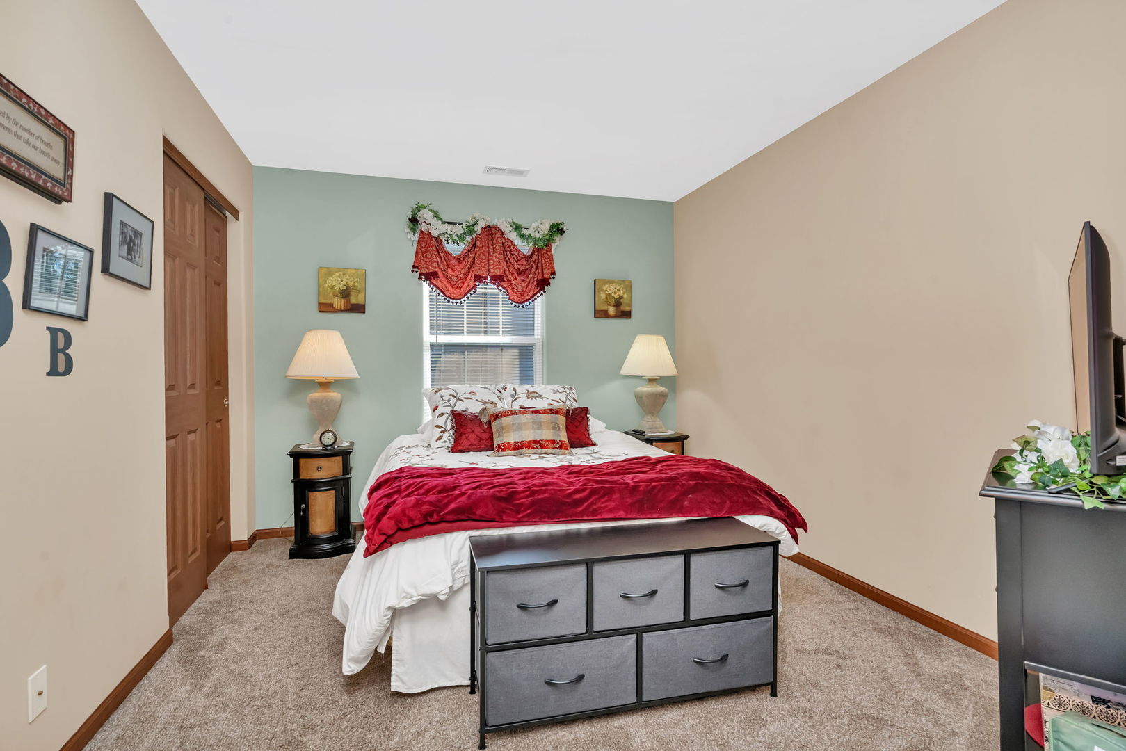 1631 Farmside Lane, Bolingbrook, IL 60490