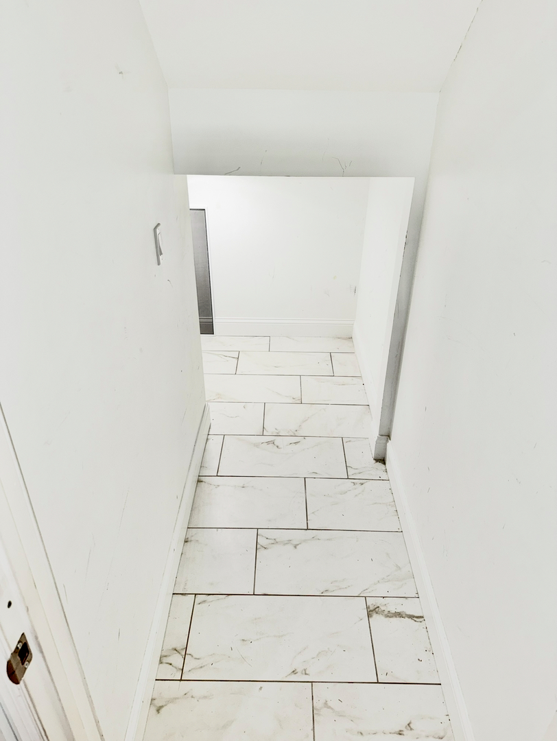 2537 W Monroe Street #B, Chicago, IL 60612