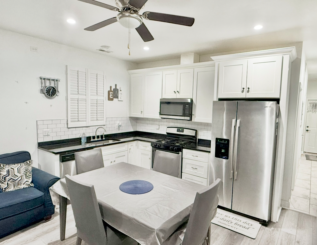 2537 W Monroe Street #B, Chicago, IL 60612