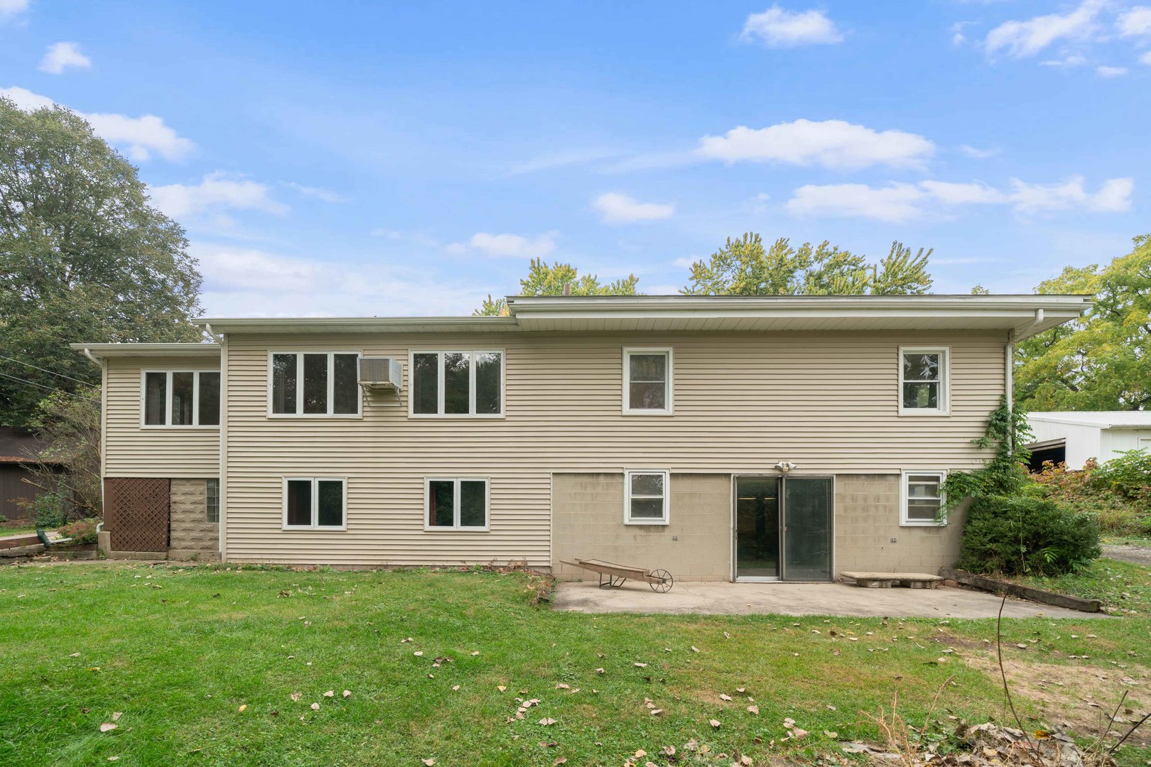 2110 A-B State Route 31, Oswego, IL 60543