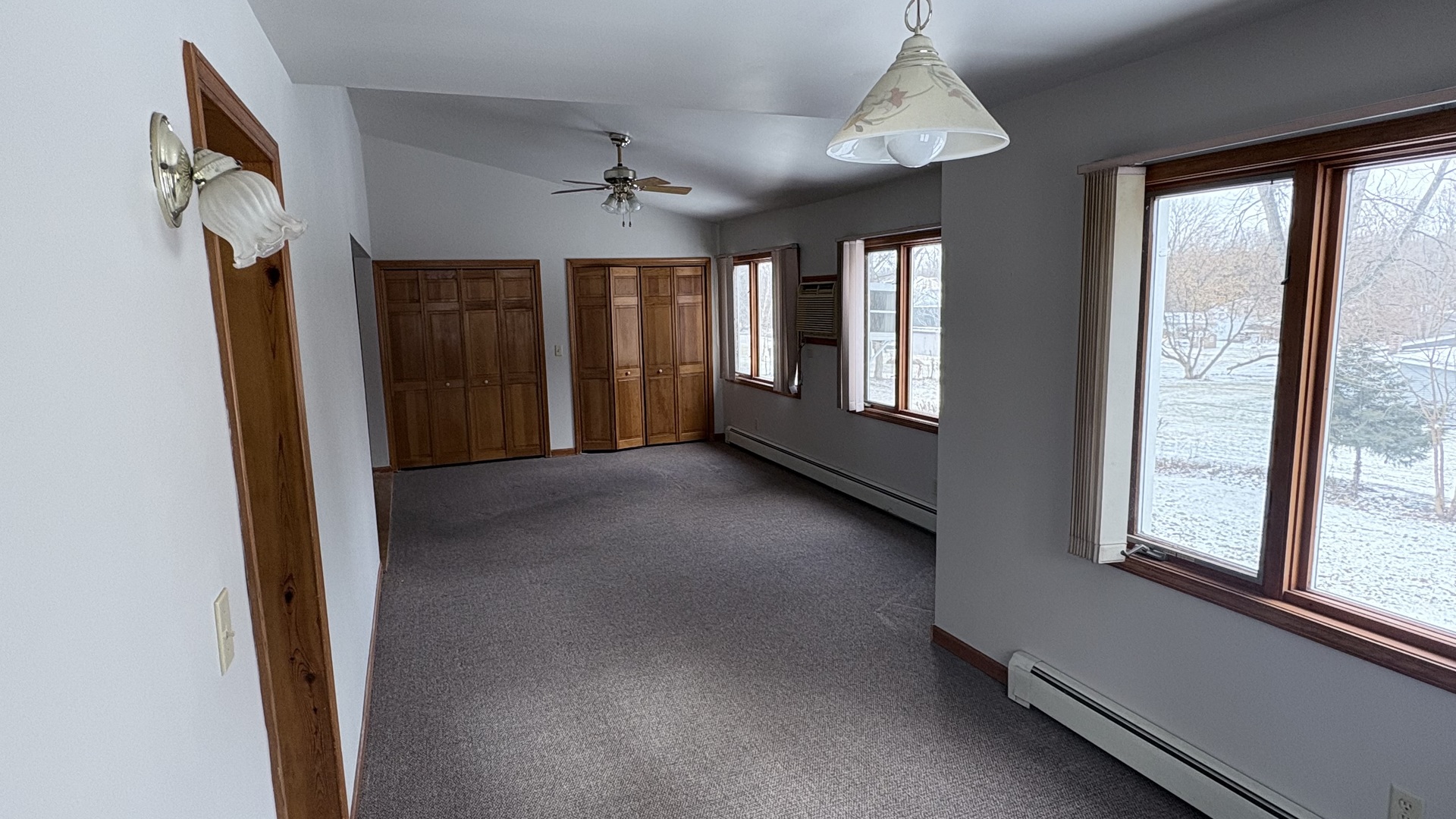 2110 A-B State Route 31, Oswego, IL 60543