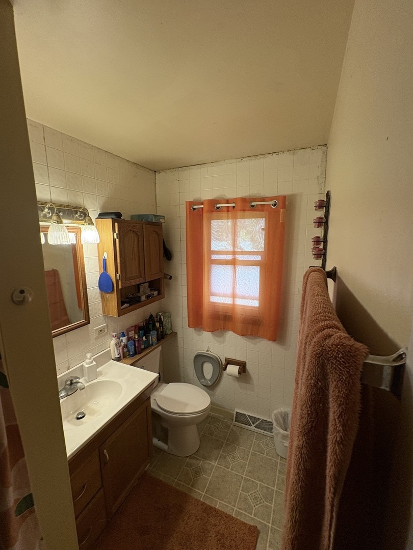 2110 State Route 31, Oswego, IL 60543