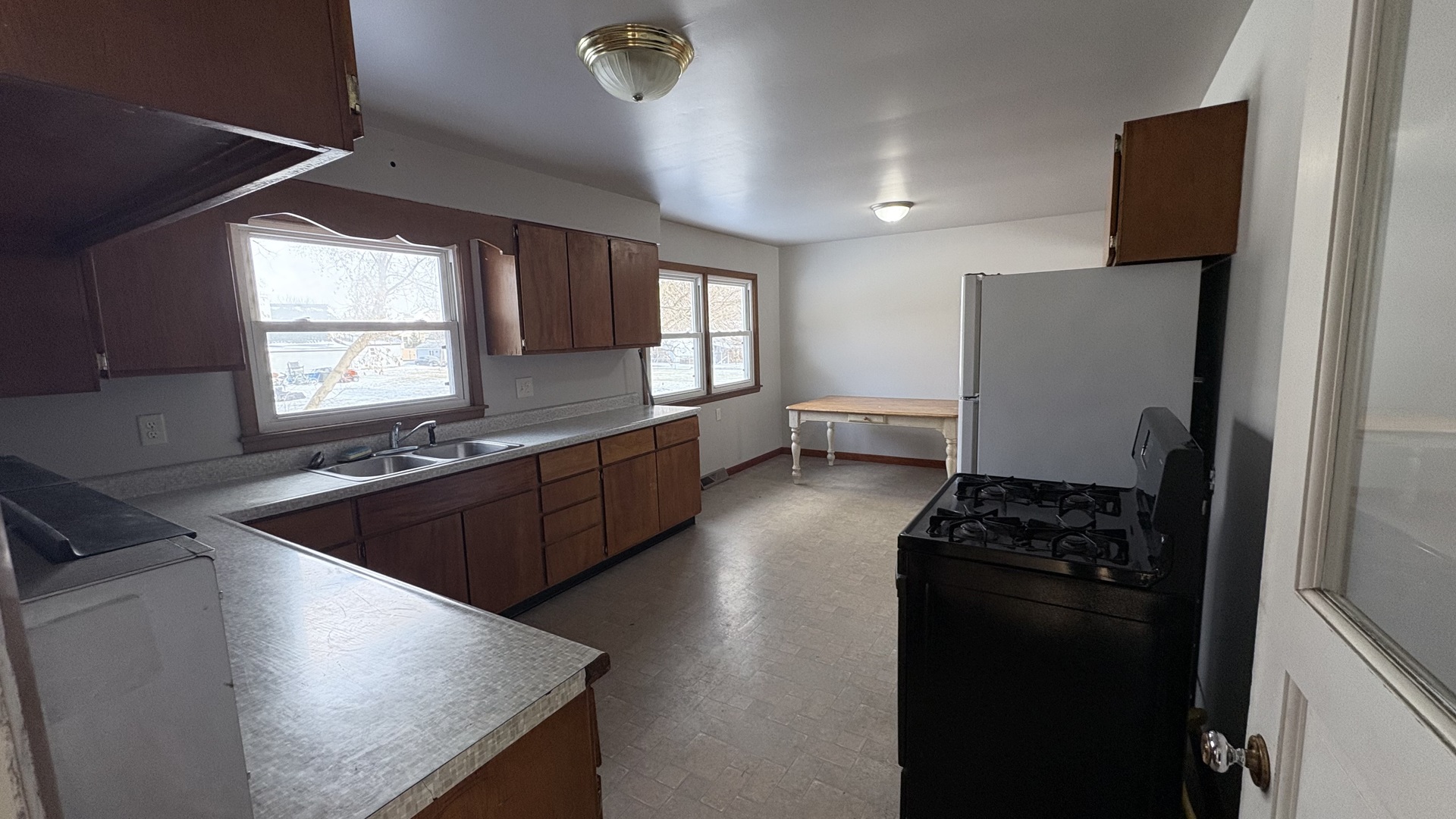 2110 A-B State Route 31, Oswego, IL 60543