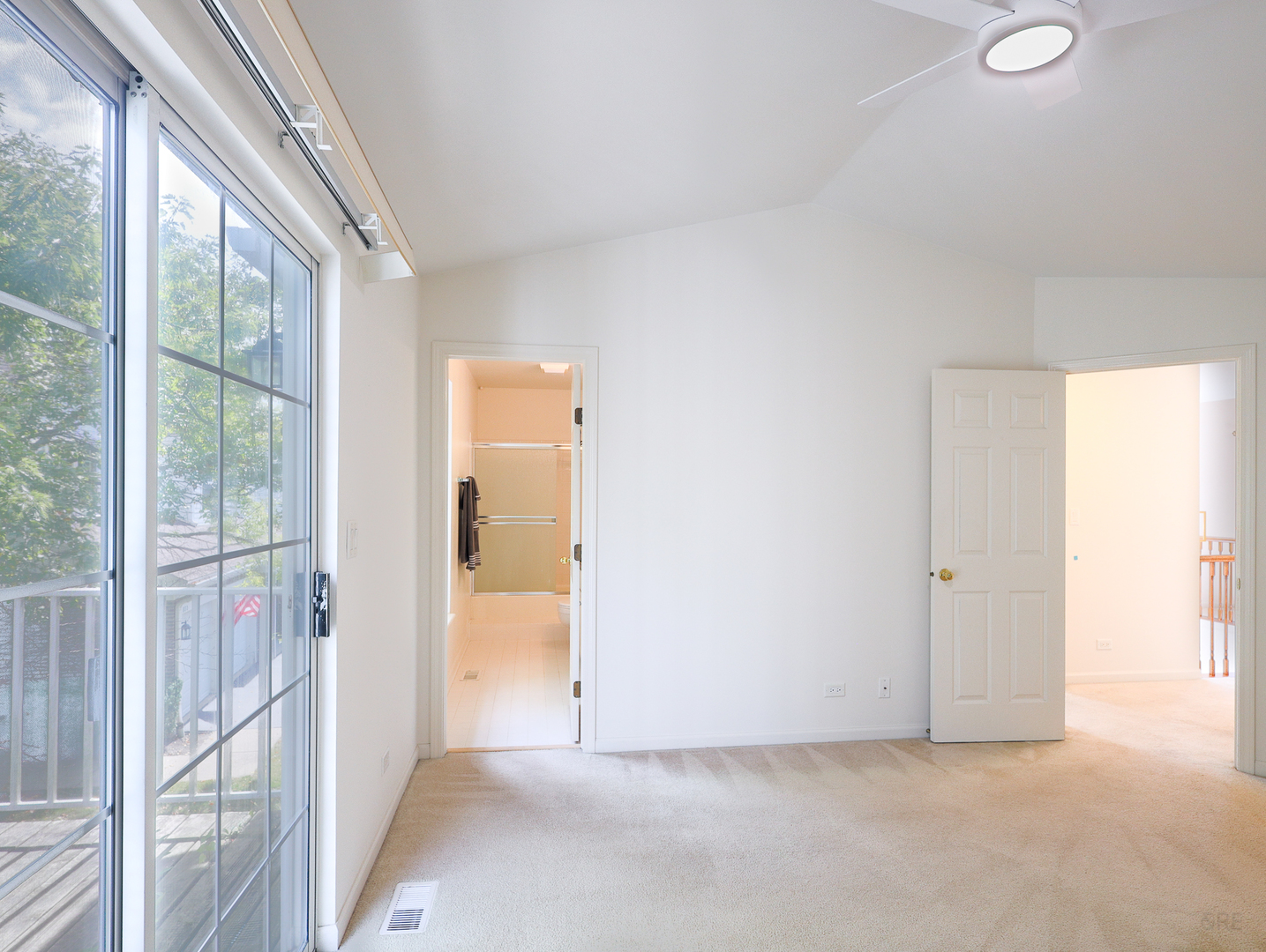 902 Sparta Court, Vernon Hills, IL 60061